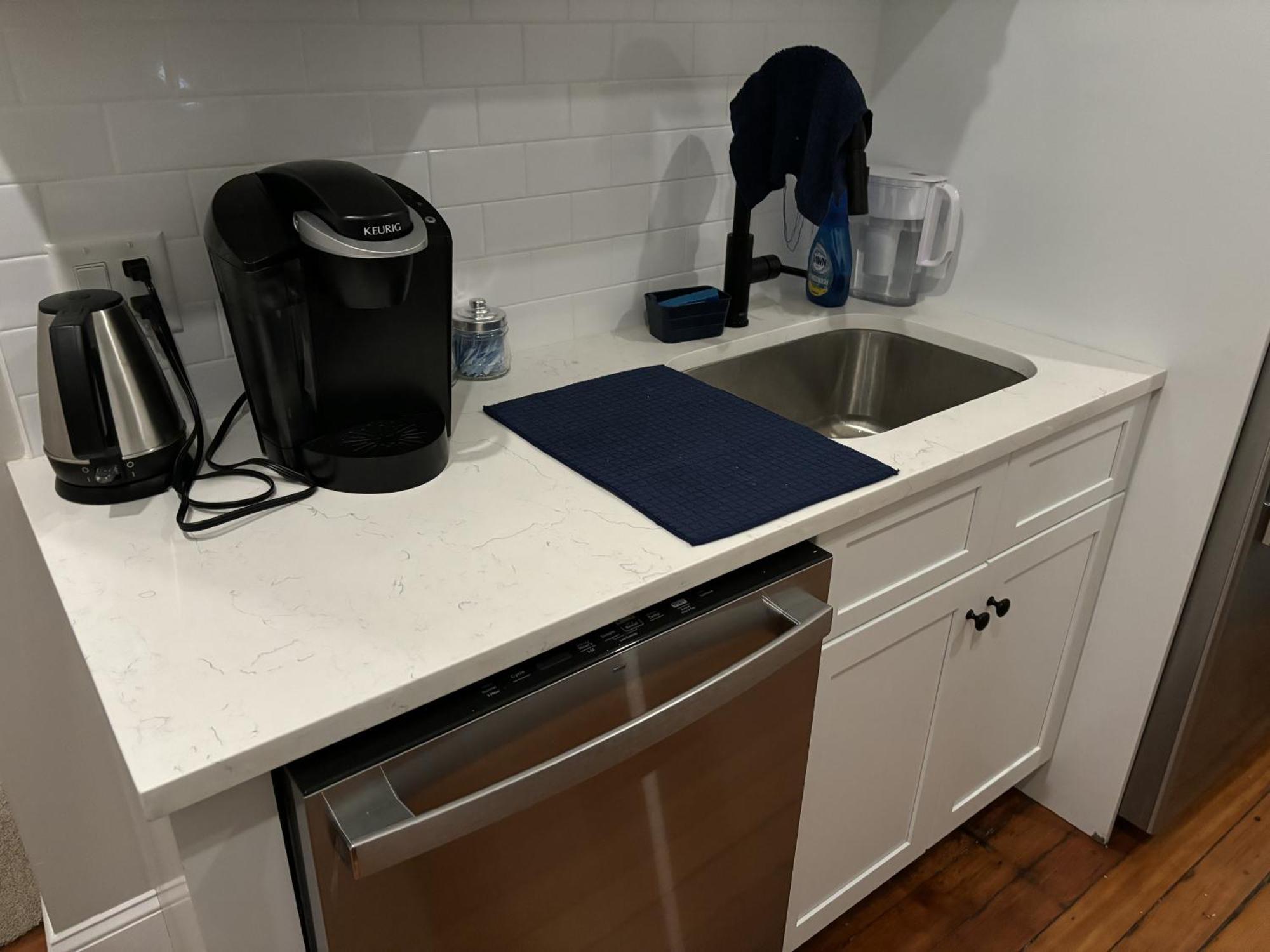 In - 3 Locations In Dorchester Homestay