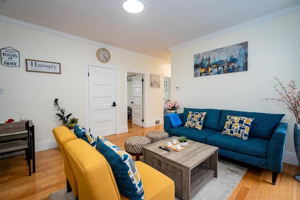 14b-newly Renovated, Uniquely Decorated Boston