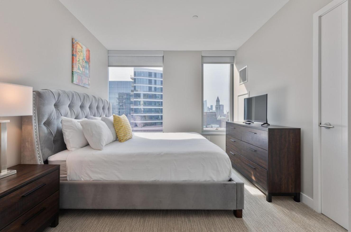 Luxury With Balcony In Seaport - Via-1524 Apartment Boston