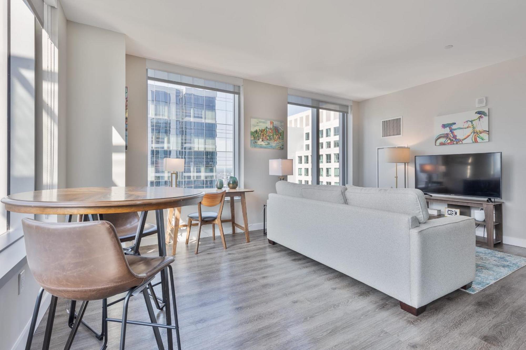 Luxury With Balcony In Seaport - Via-1524 Apartment Boston
