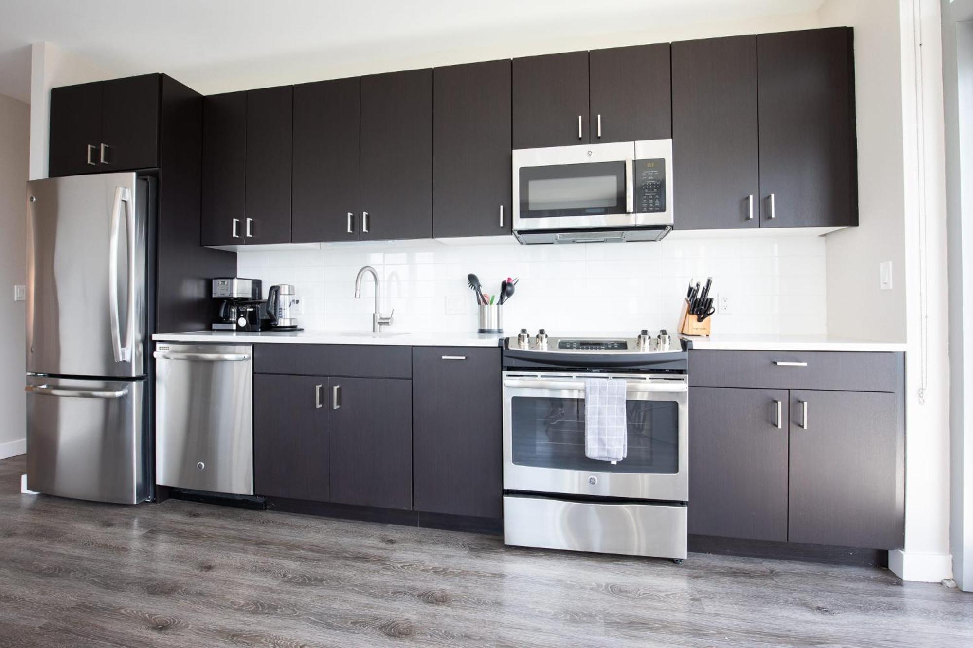 Luxury With Balcony In Seaport - Via-1524 Apartment