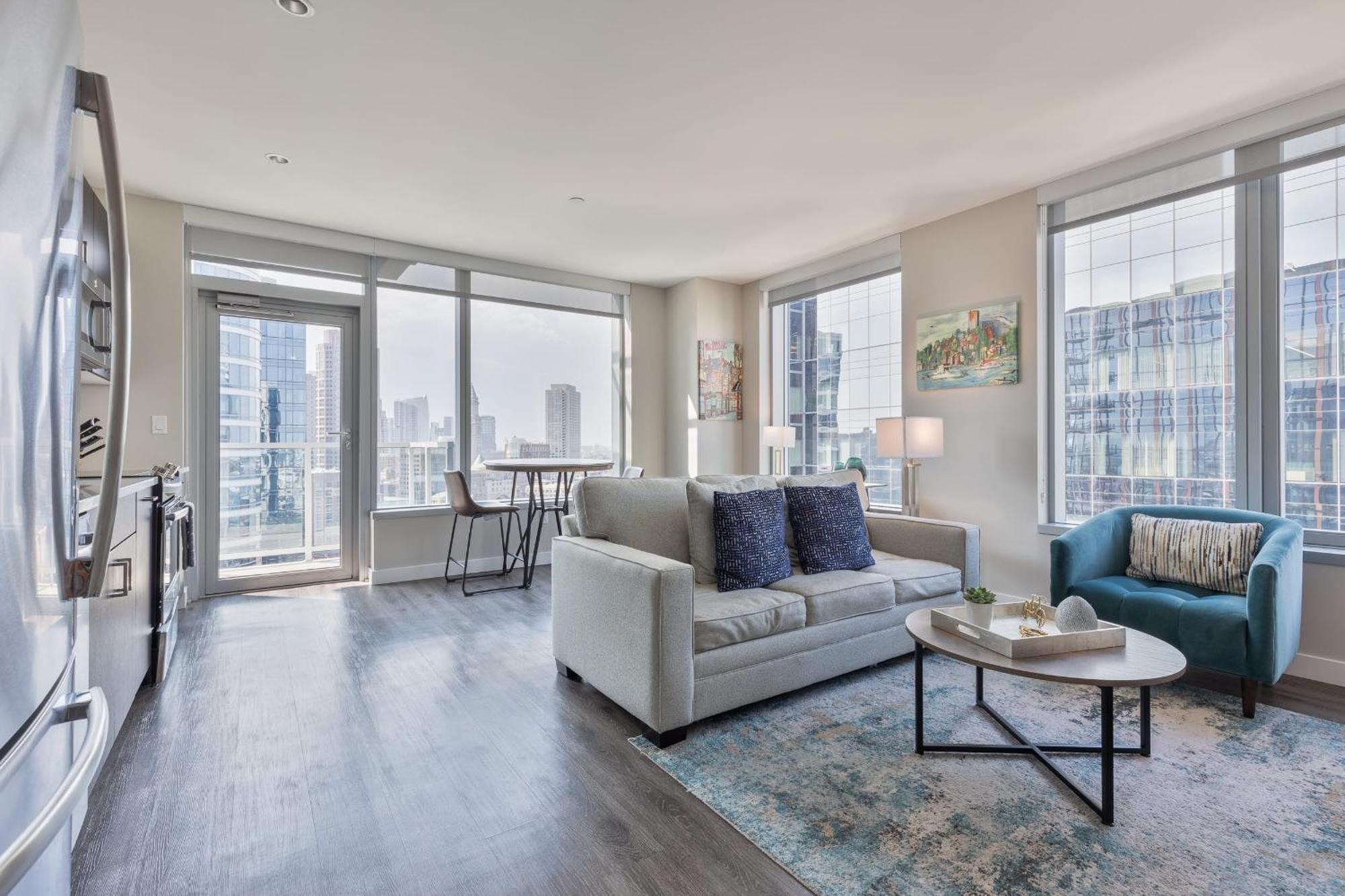 Apartment Luxury With Balcony In Seaport - Via-1524
