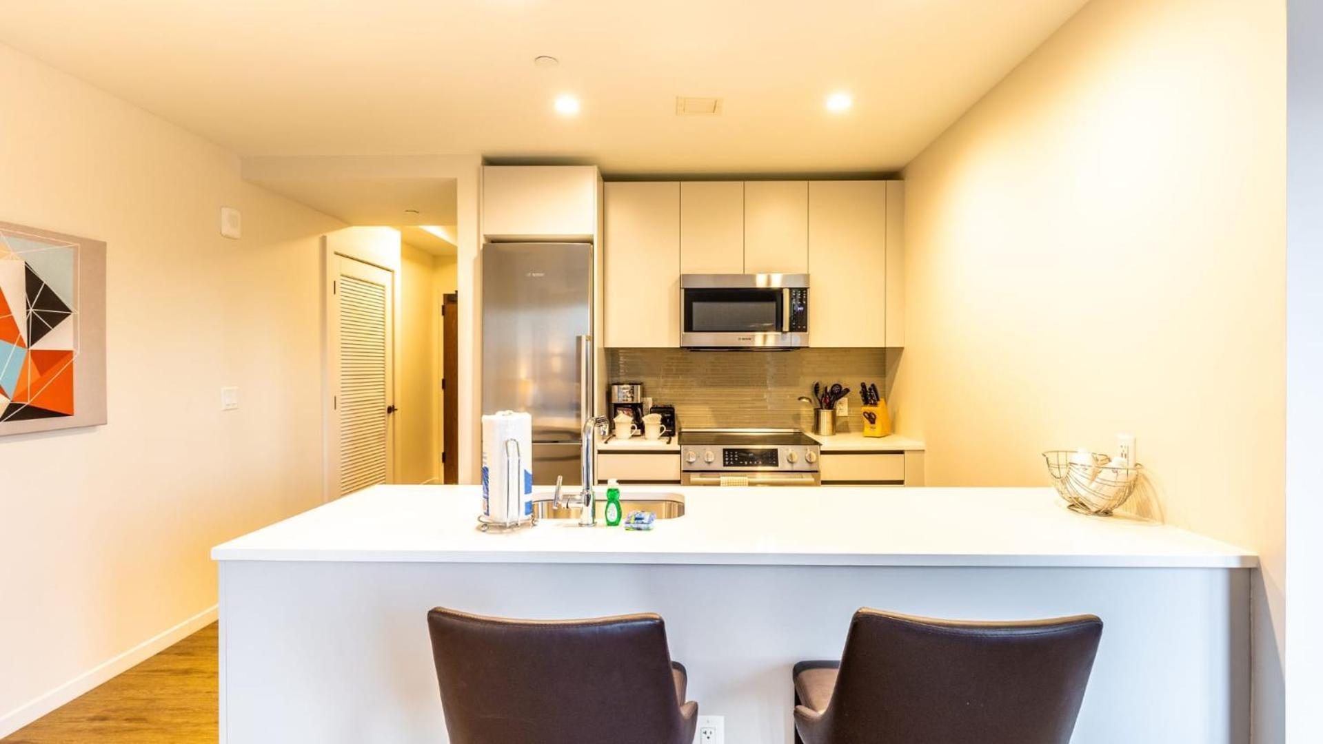 Modern With Views - Alx-1207