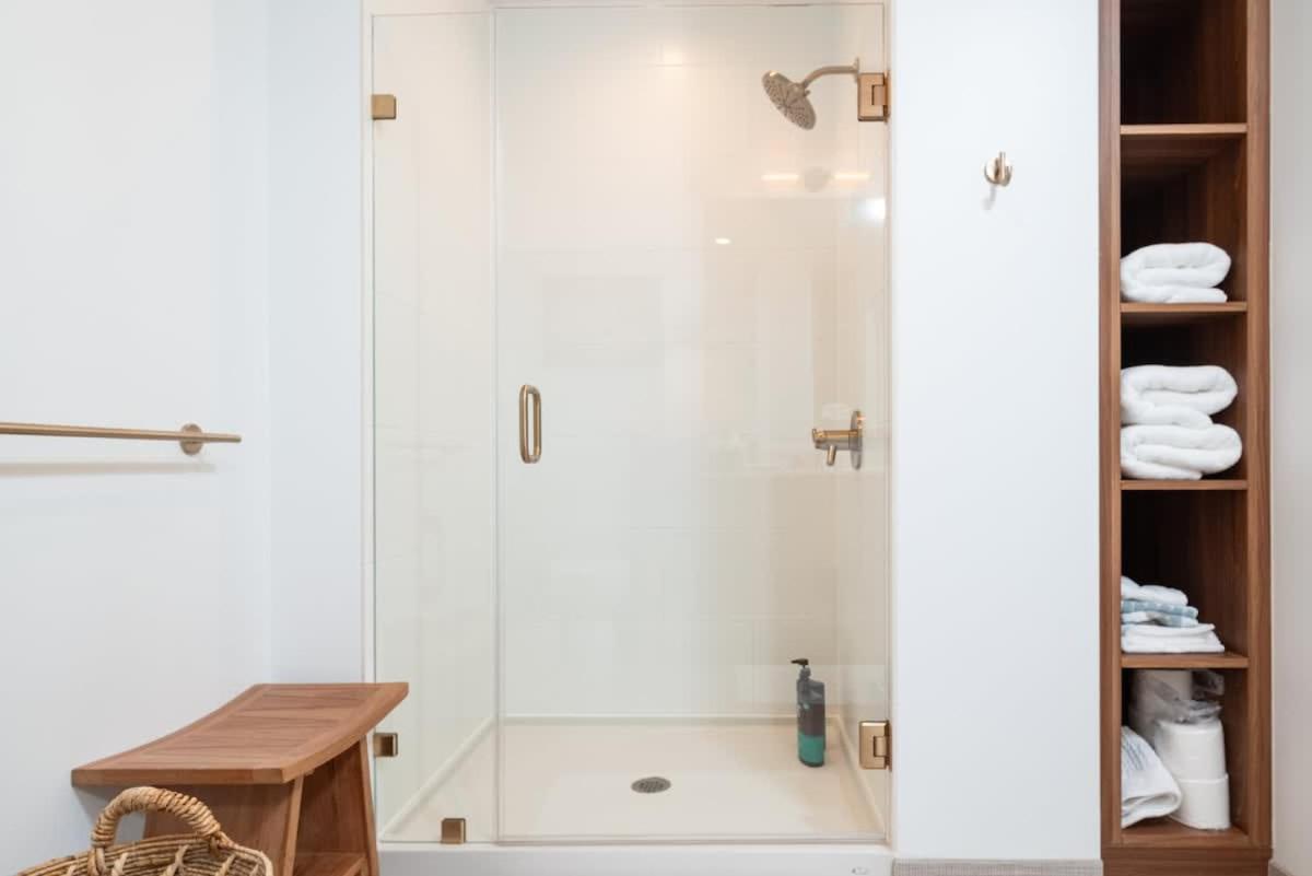 Back-bay Upscale Penthouse W Roof-top Apartment Boston
