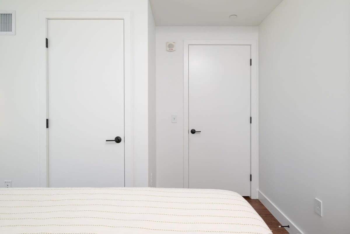 Back-bay Upscale Penthouse W Roof-top Apartment *