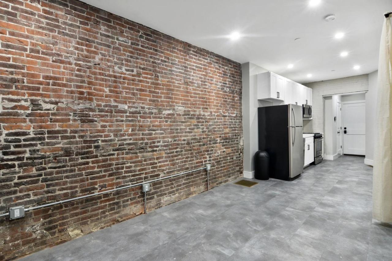 Convenient 538 Boston