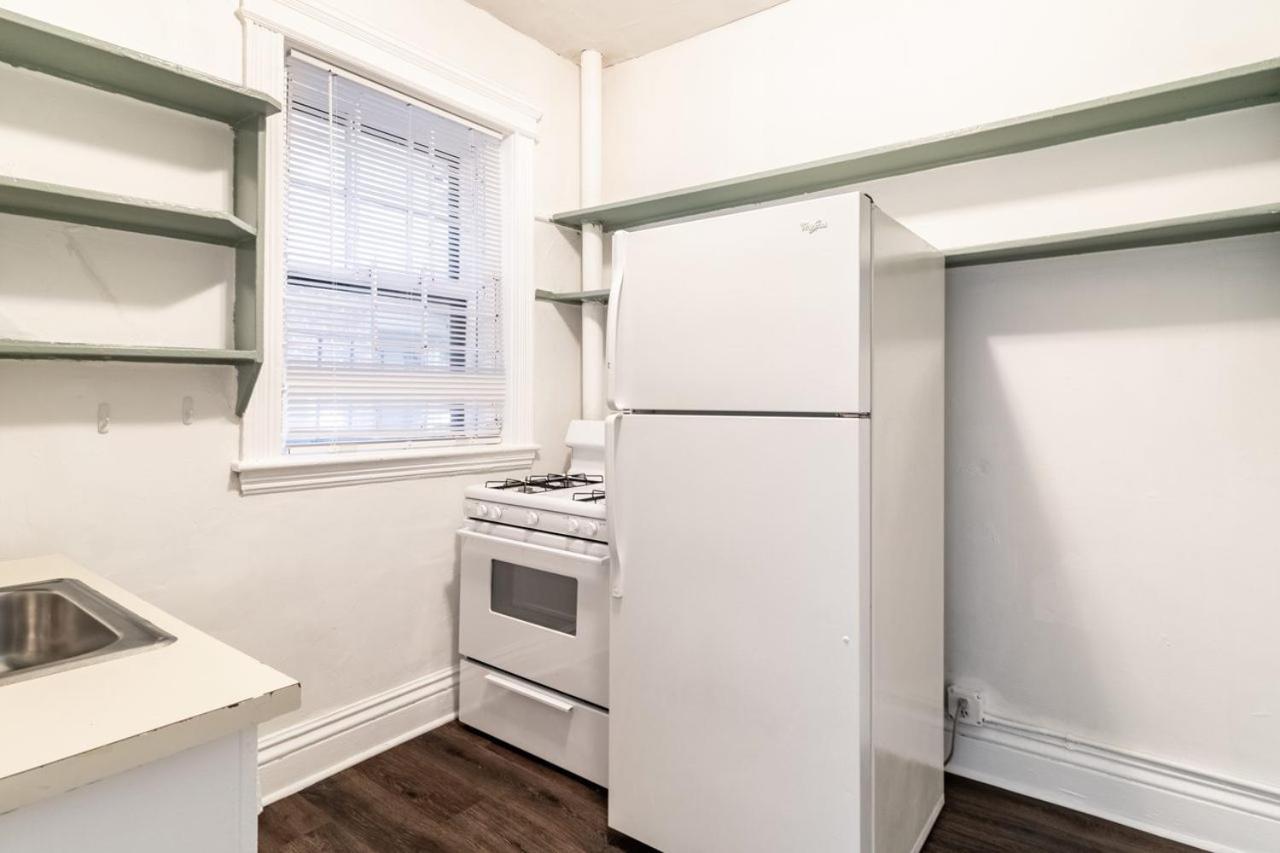 Modest 1337 Apartment Boston