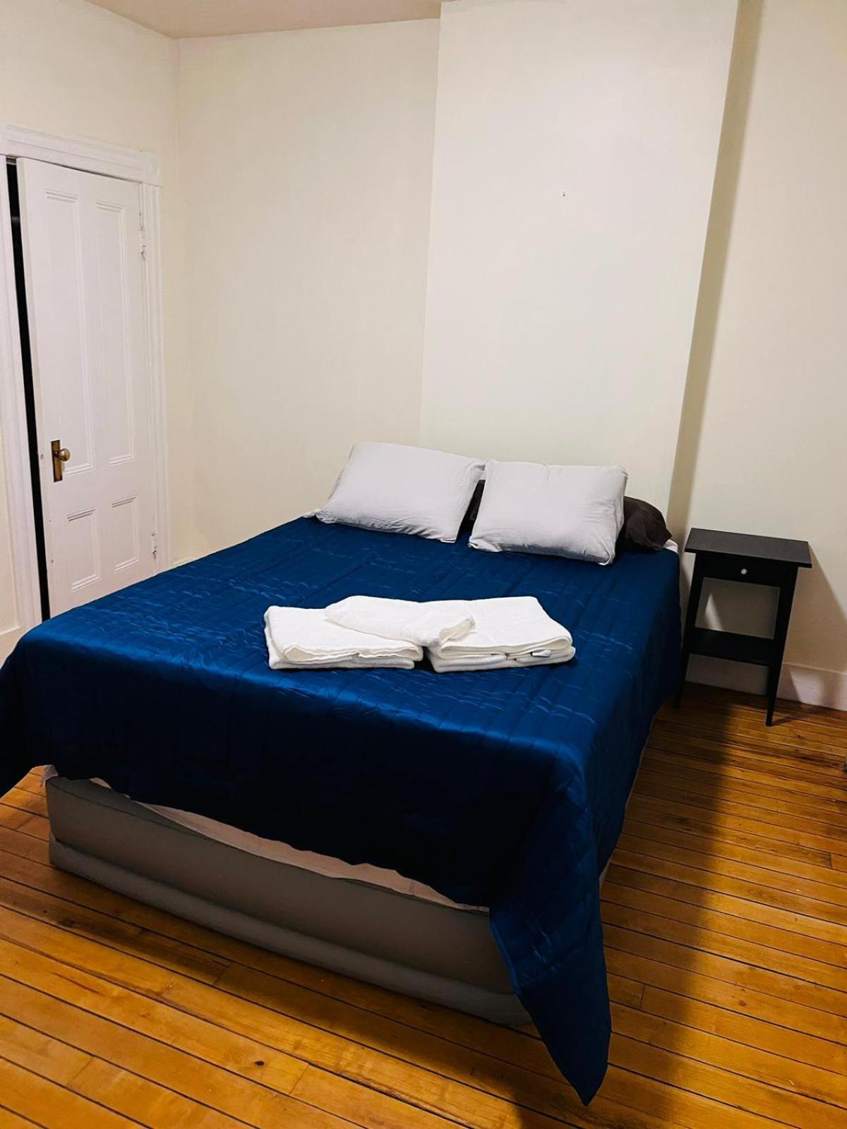 Renovated, 10 Min From The Apartment *