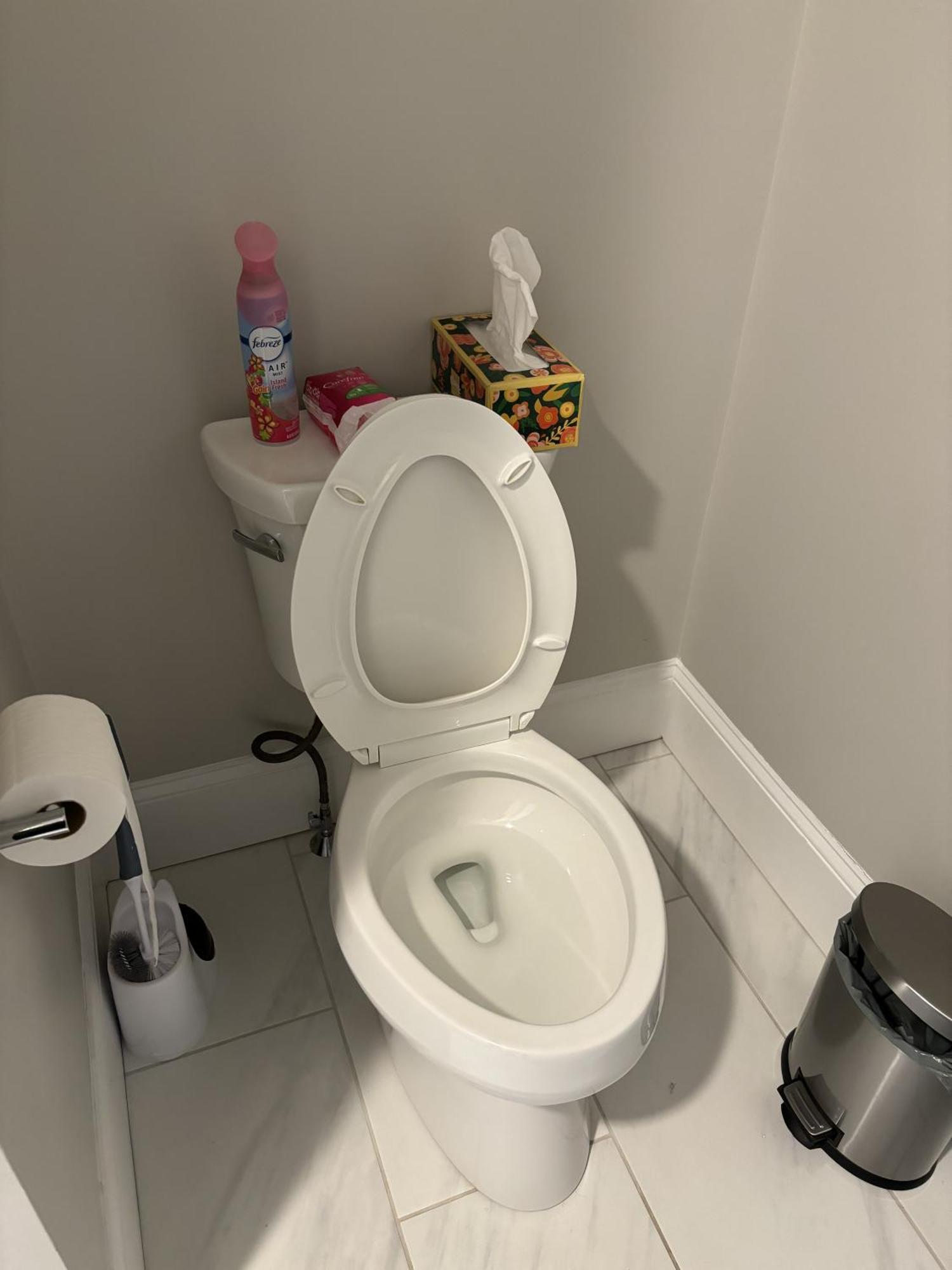 Homestay - - Near South - Jfk-umass Area