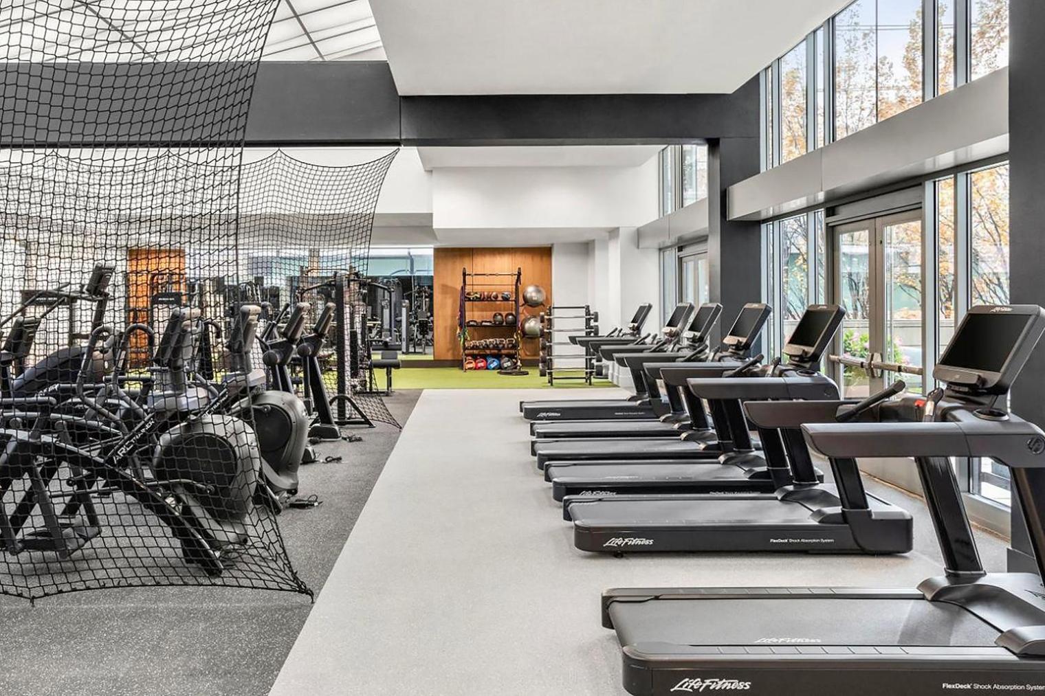 East Cambridge 1br W Gym Wd Near T Stop Bos-961 Boston