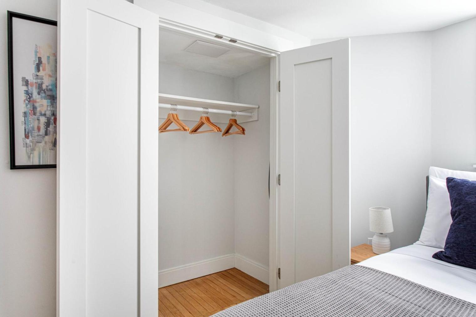 Brighton 2br W Wd By Restaurants Shops Bos-395 Apartment *