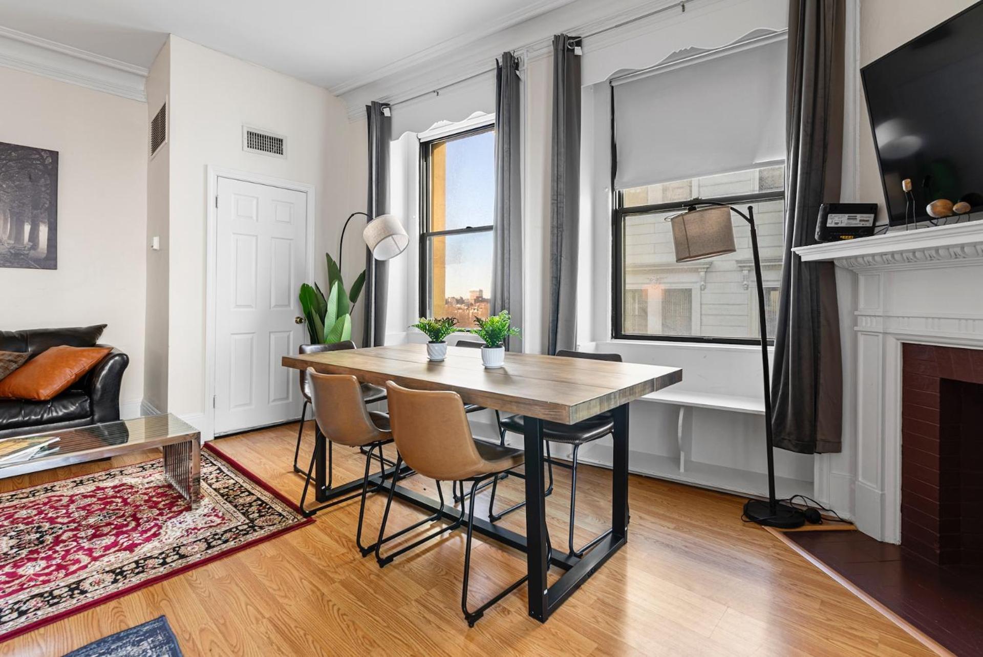 Furnished In Downtown Apartment