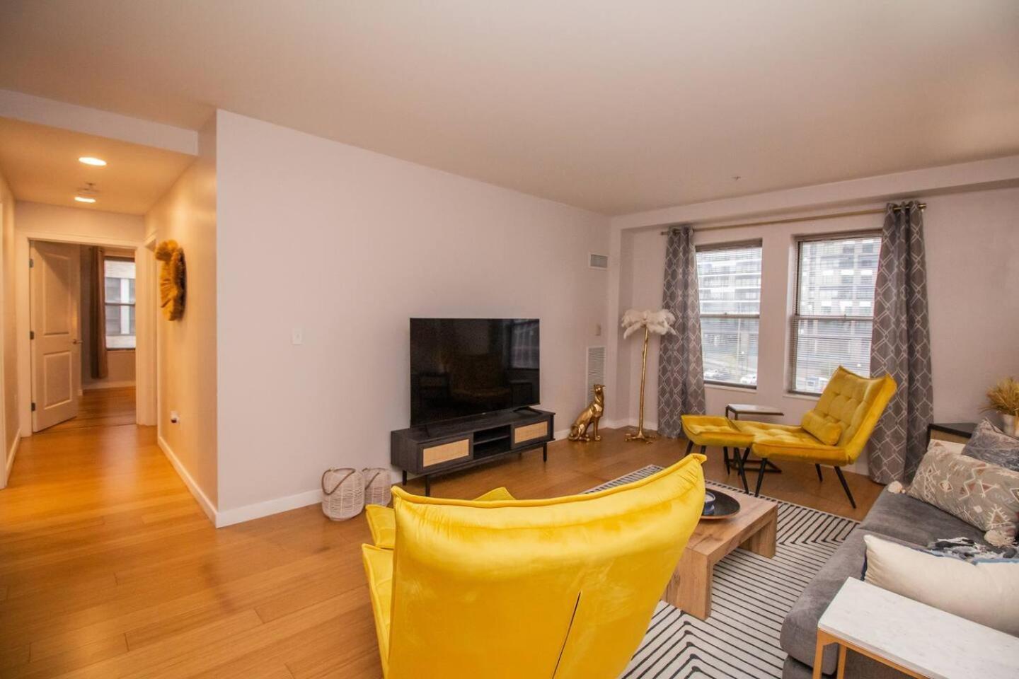 Apartment Luxury 2bed, 2bath, Near Bu, Hospitals, Fenway Boston