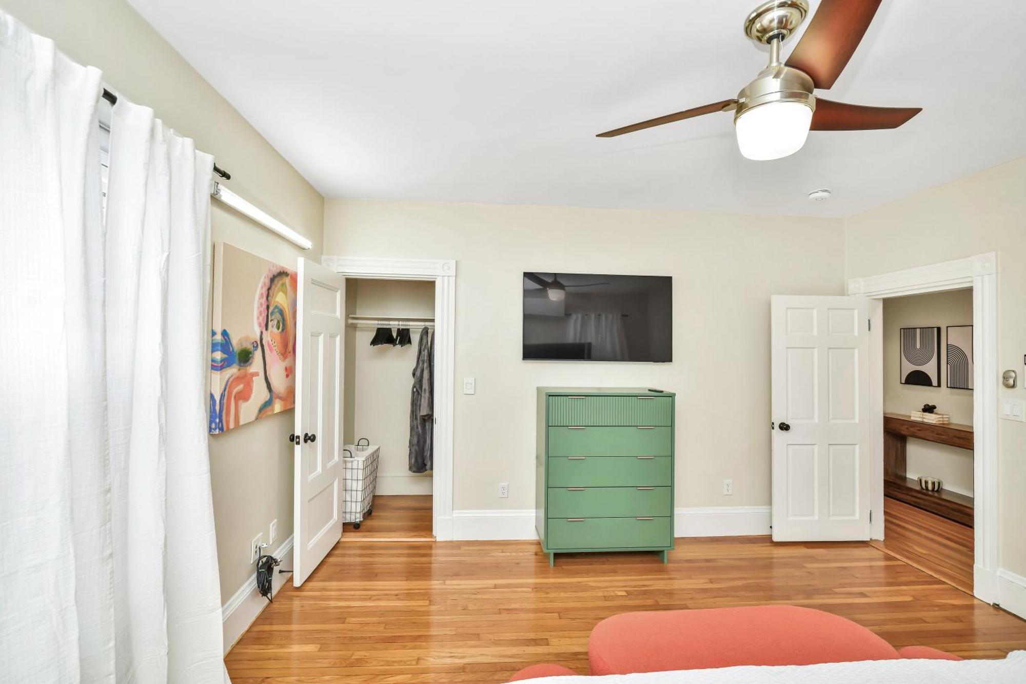Comfort Iv Apartment *