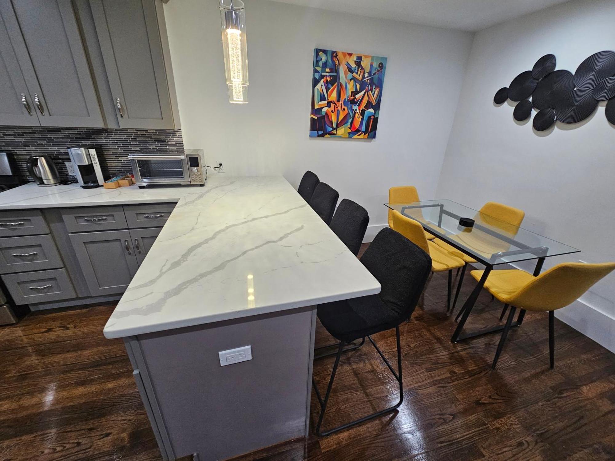 Brand New 4br House 20min Downtown Boston