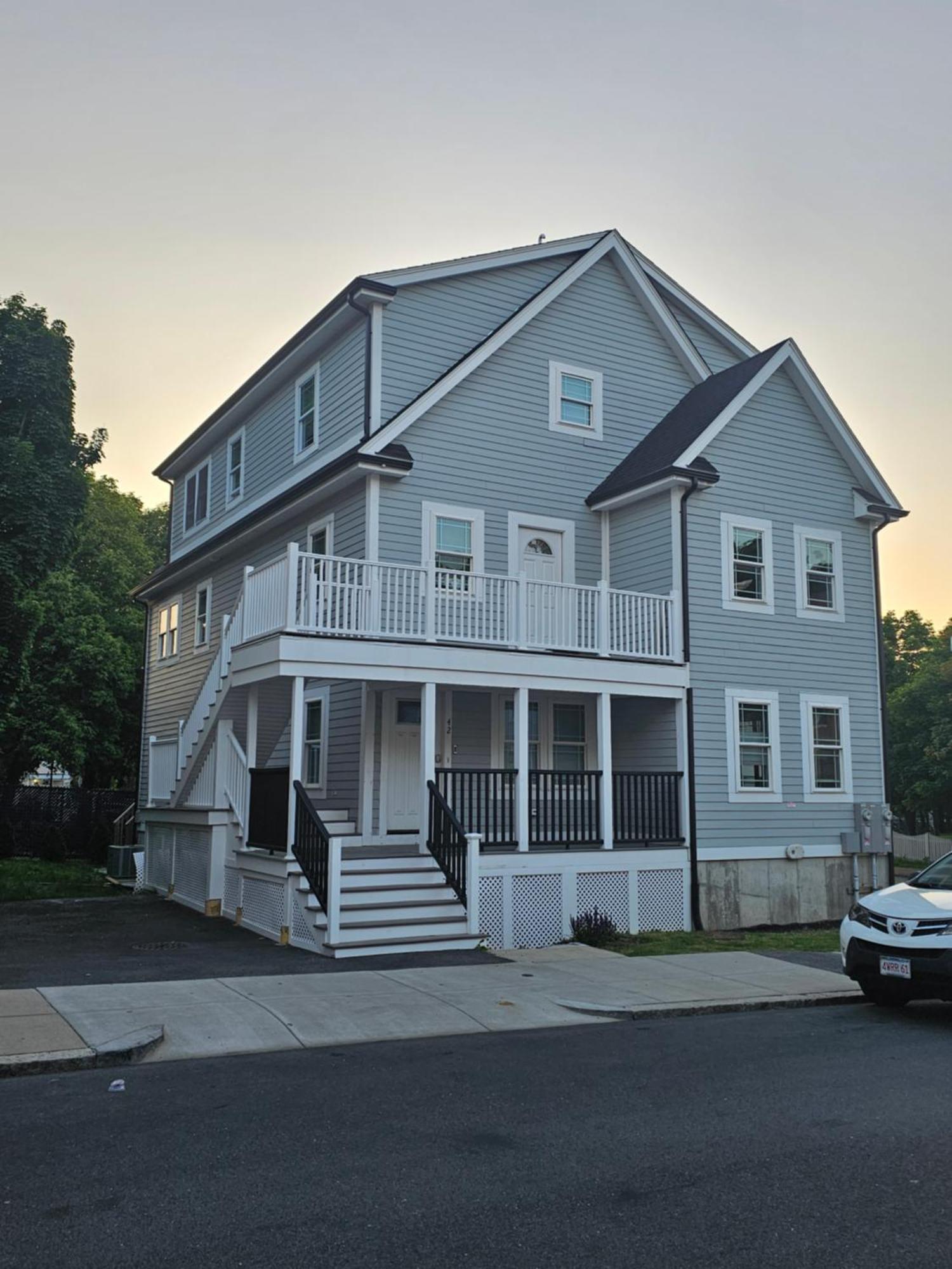 Brand New 4br House 20min Downtown * Boston