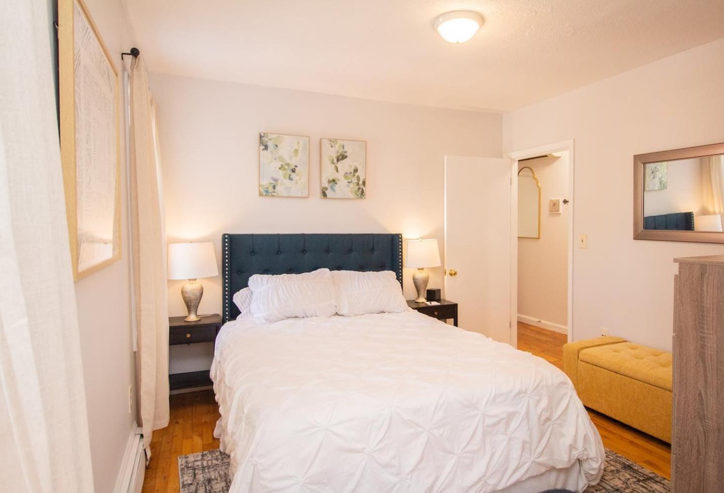 Modern,02 Mile To Northeastern, In Unit Laundry * Boston