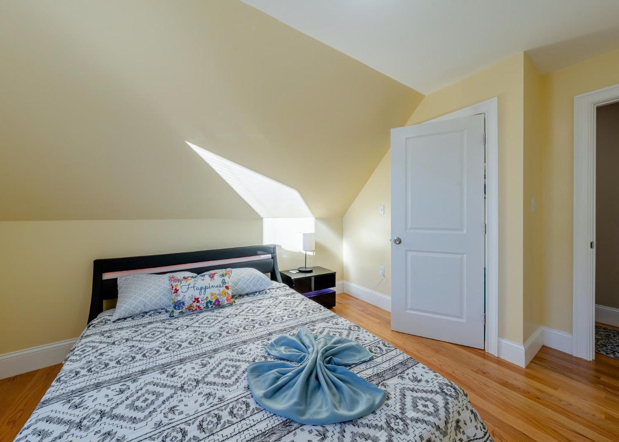 233-3 New! Family Escape -space & Serenity Boston