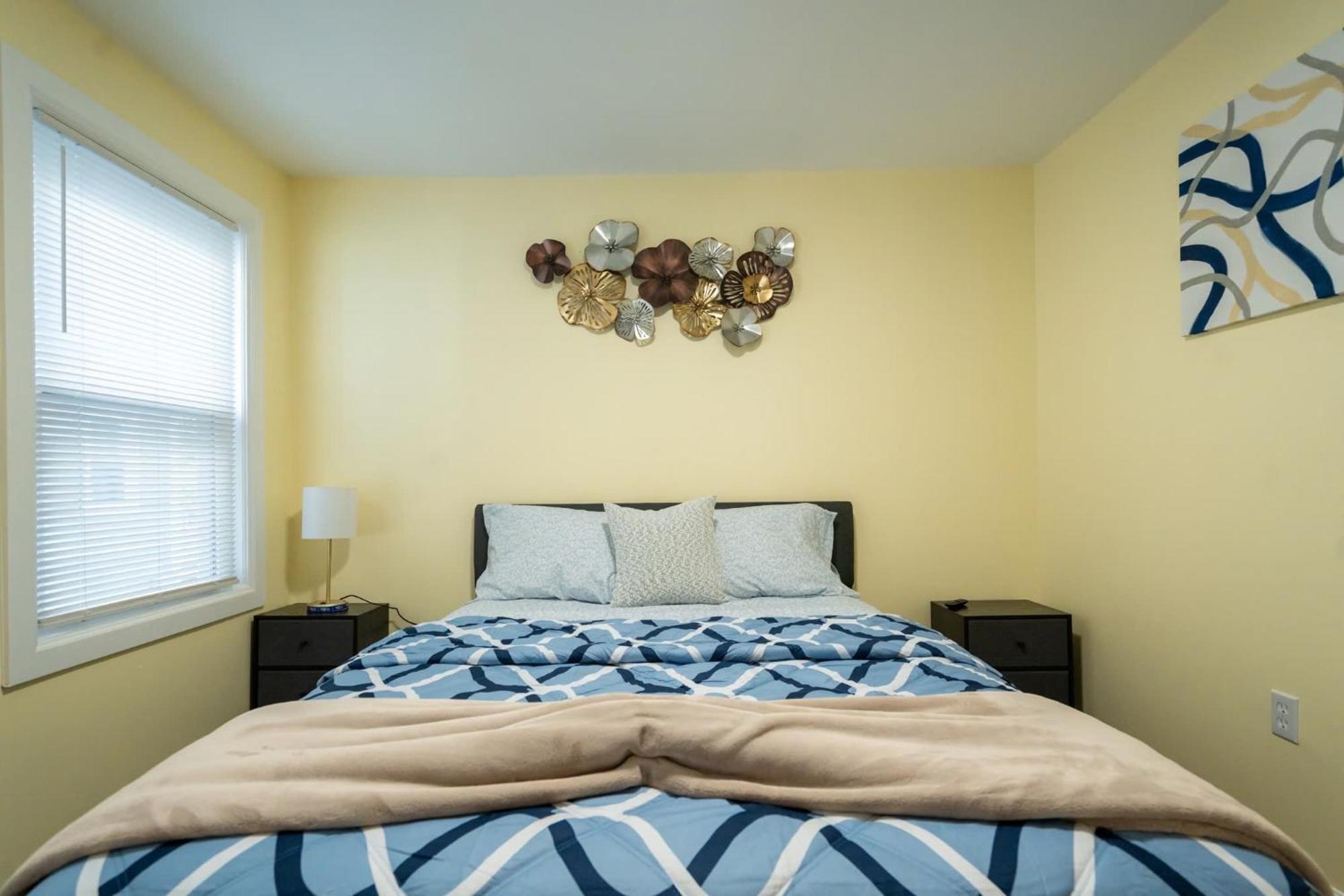 Apartment 30-1 New! Full Comfort - Spacious 1St-Floor Apt