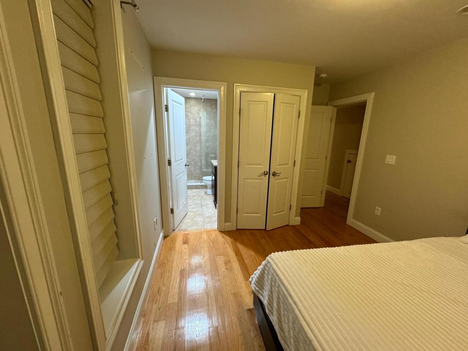 Ultra Convenient Luxury In South With Private Parking Garage Apartment Boston