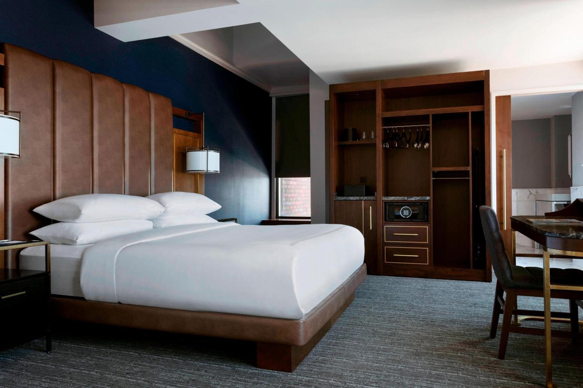 Marriott Long Wharf