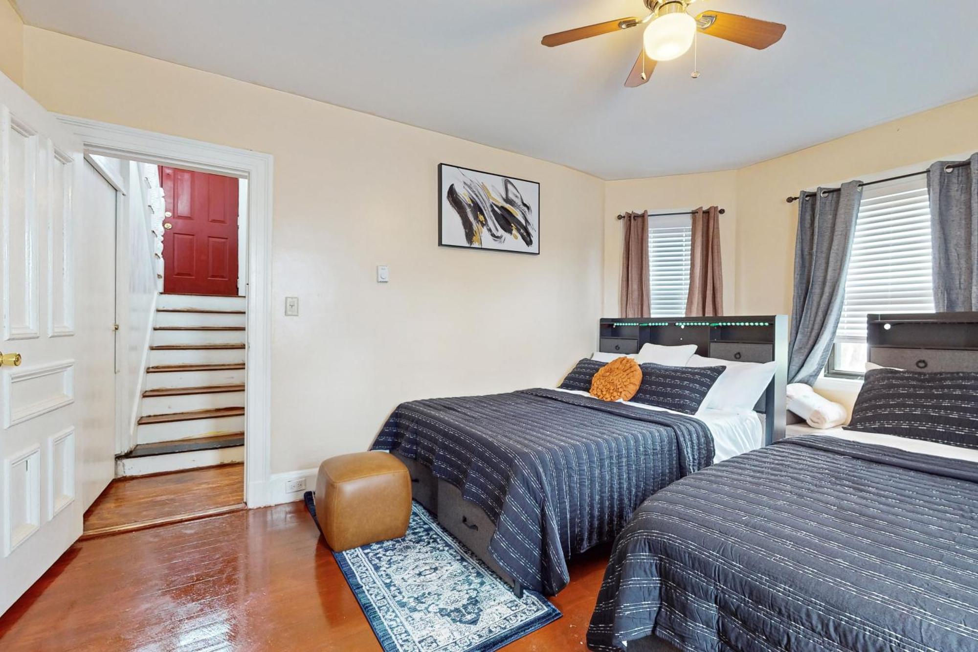 Boston's Convenient Gem Holiday home