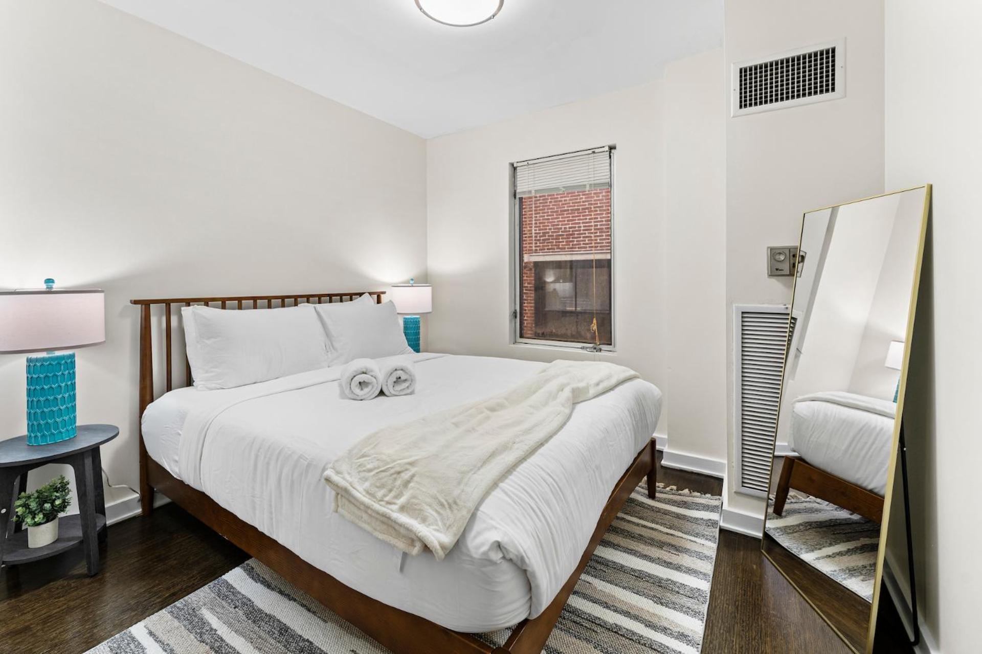 Furnished In Downtown Apartment *