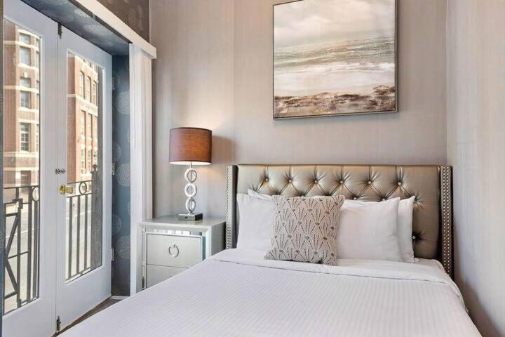 Premier Bay Village Aparthotel Boston