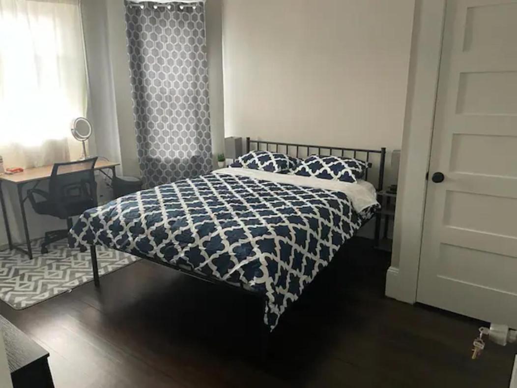Homestay In - Dorchester Fields Corner Area *