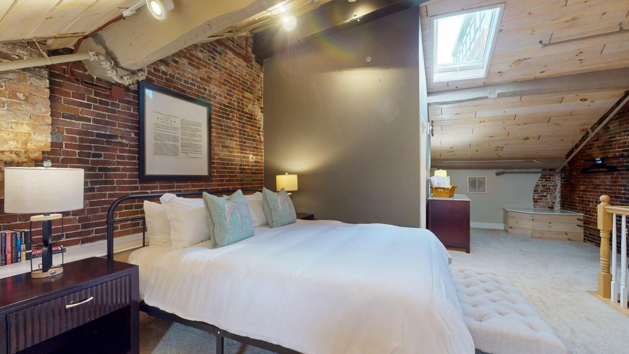Elegant 2br 009mi Faneuil Hallquincy Market Apartment *