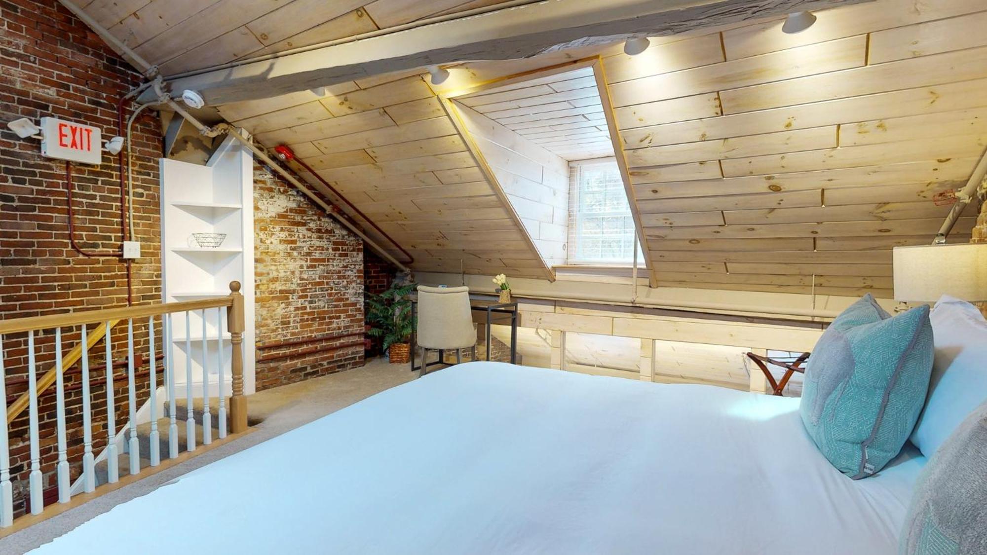 Elegant 2br 009mi Faneuil Hallquincy Market Boston