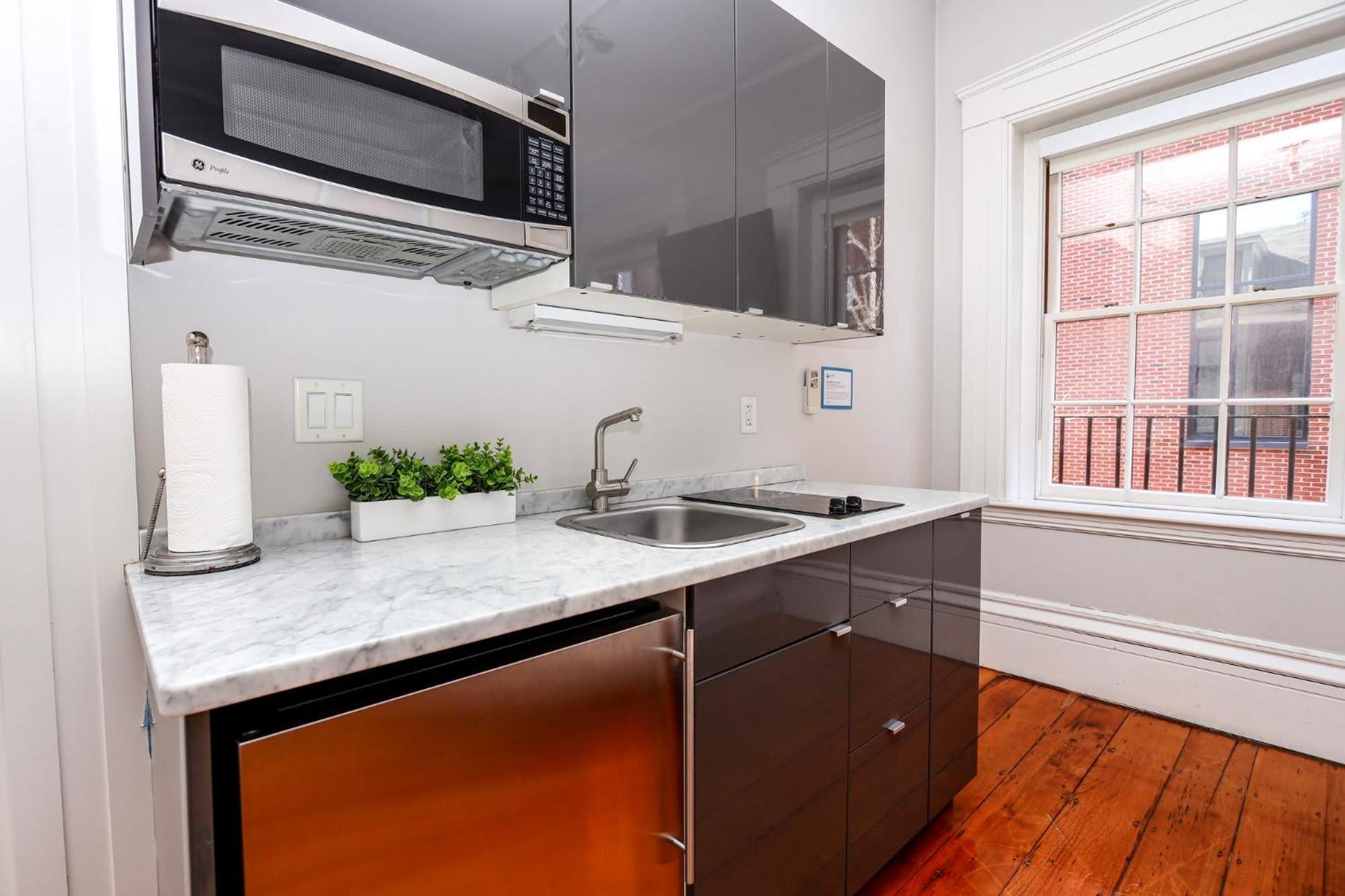 Convenient Beacon Hill By Mgh & Td Garden #5 * Boston