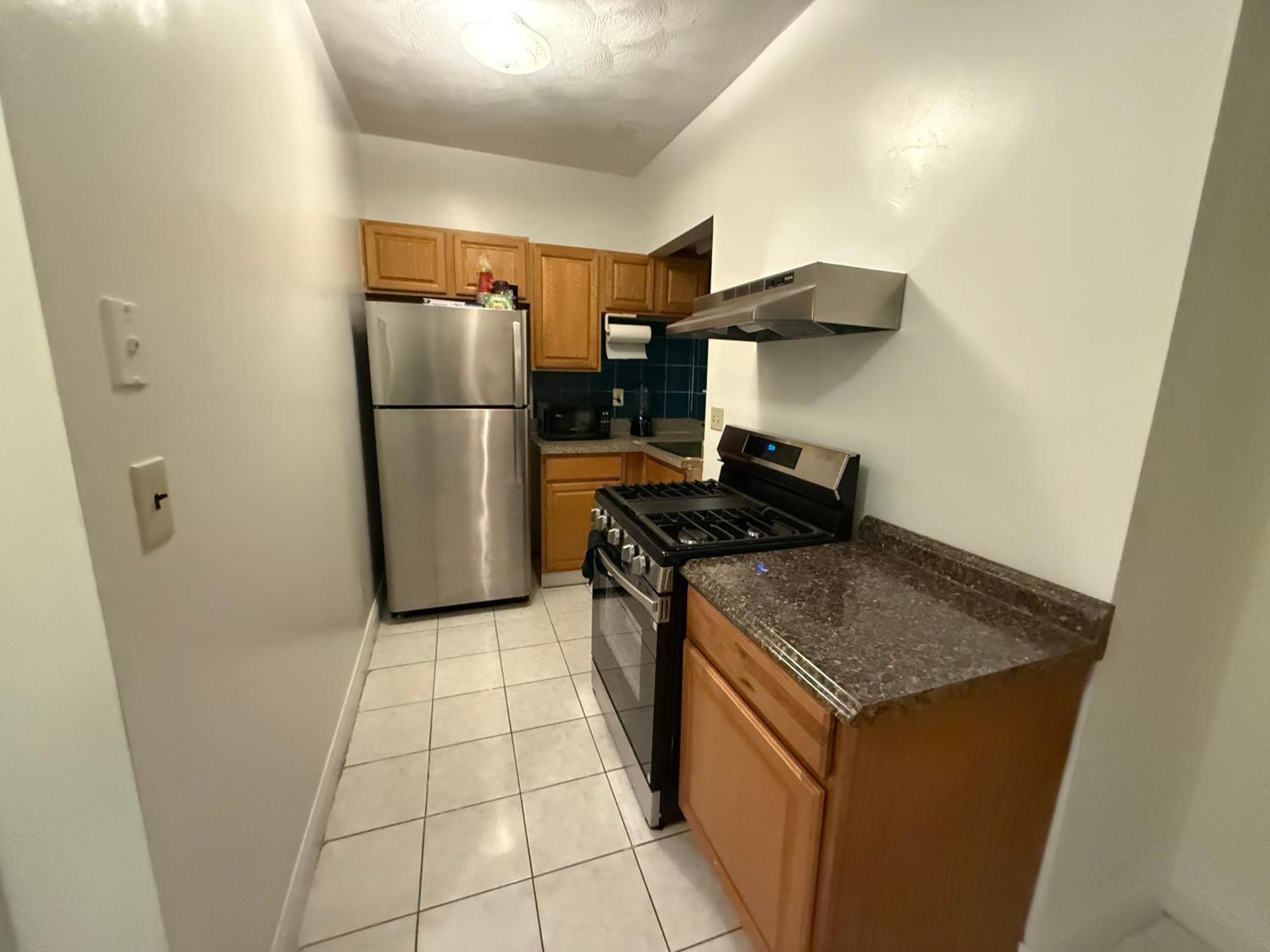 Cozy And Convenient Allston With Private Parking * Boston