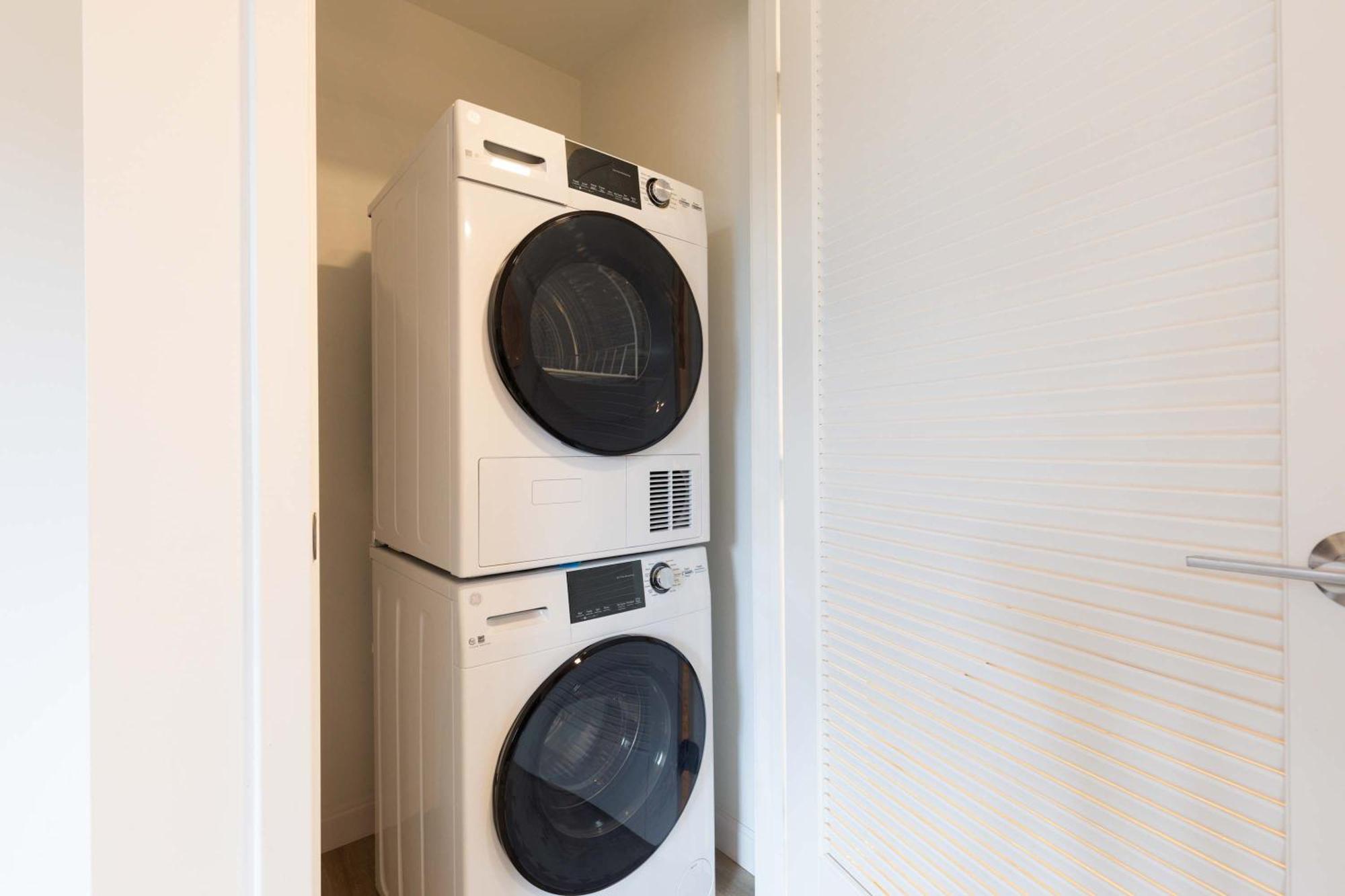 Apartment Luxury With Kitchen & Gym