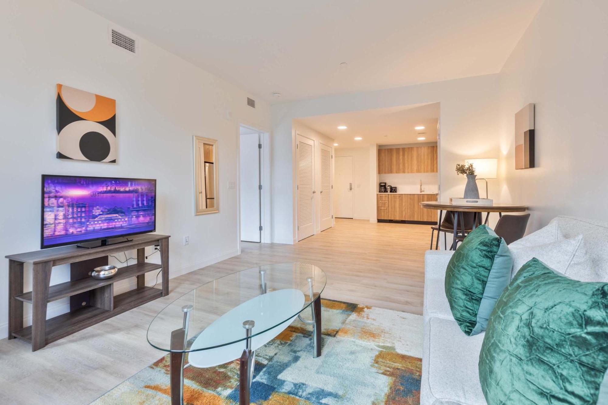 Gorgeous With Kitchen - Idl-247 Apartment *