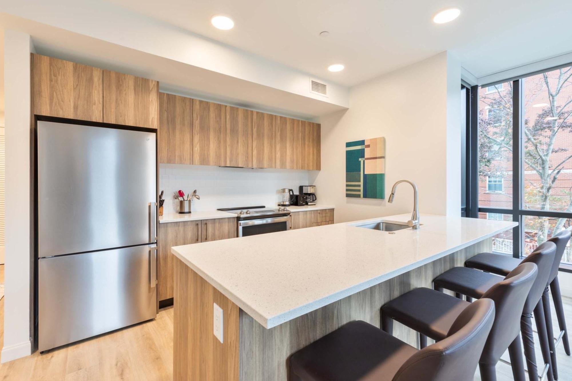 Gorgeous With Kitchen-idl-350 Apartment Boston