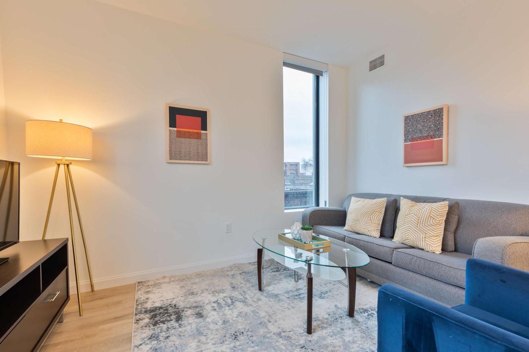 Apartment Gorgeous With Kitchen - Idl-532