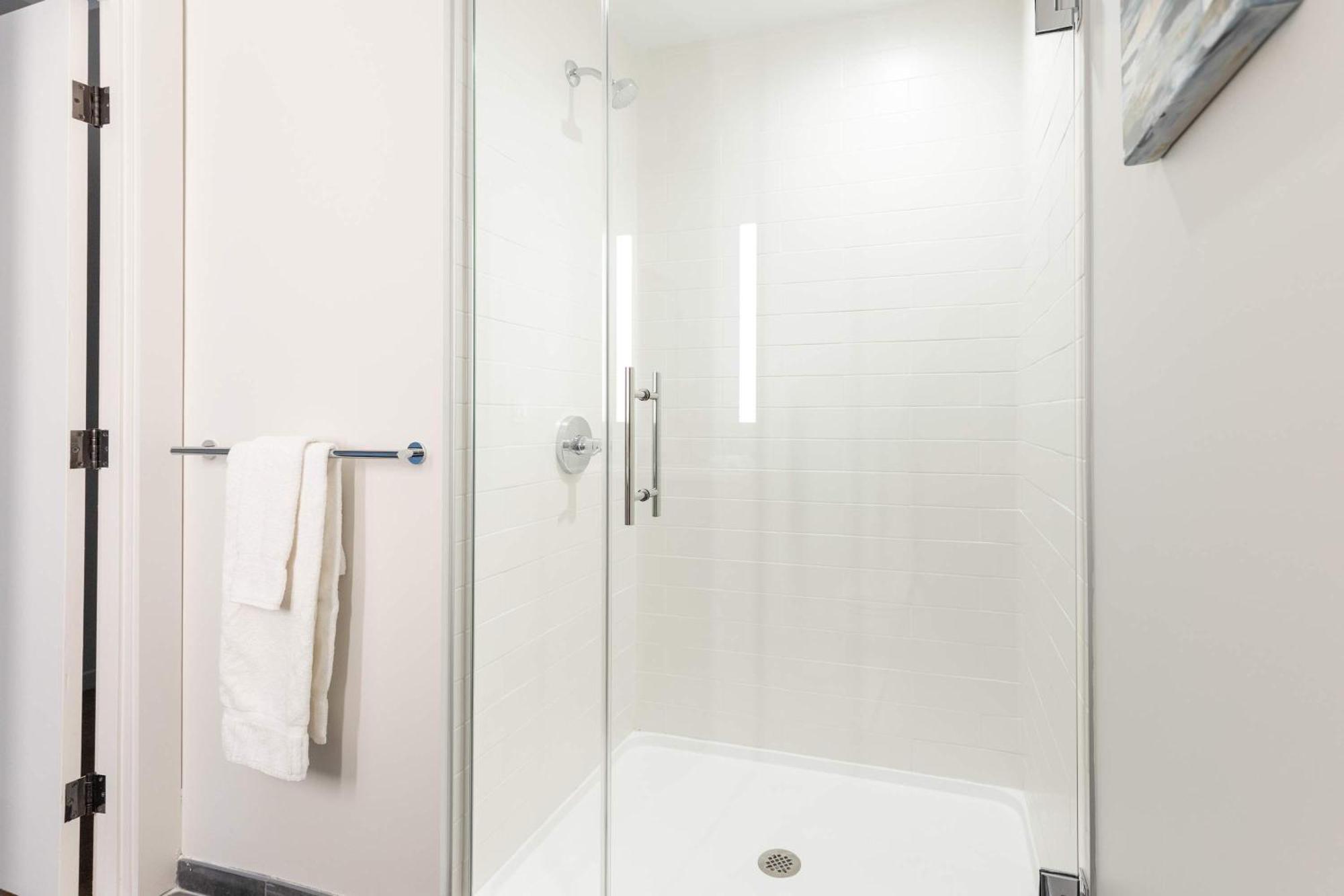 Entire Downtown Seaport With Pool * Boston