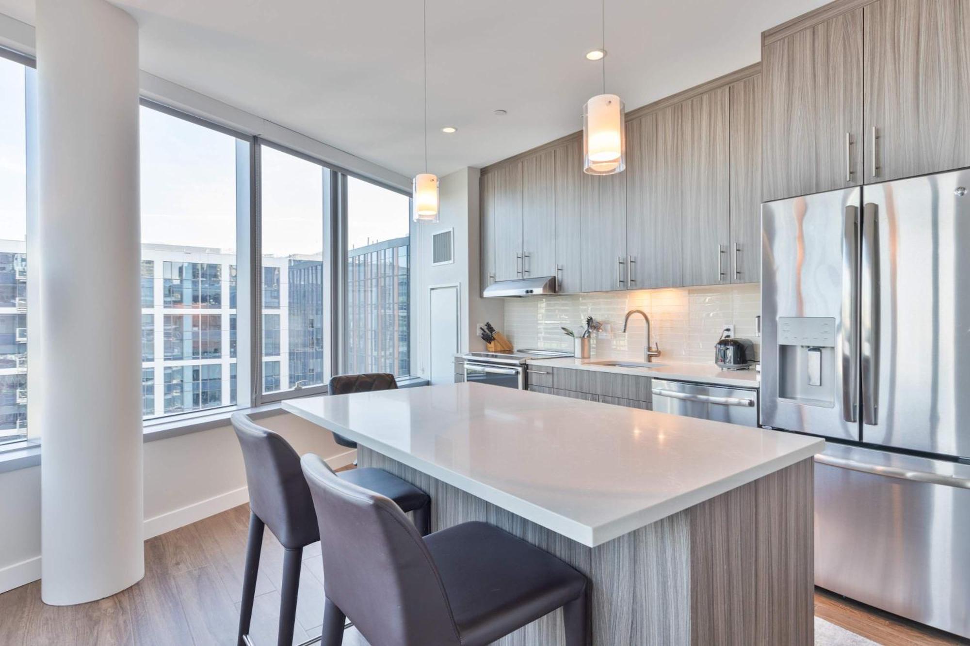 Entire Downton Seaport Apartment