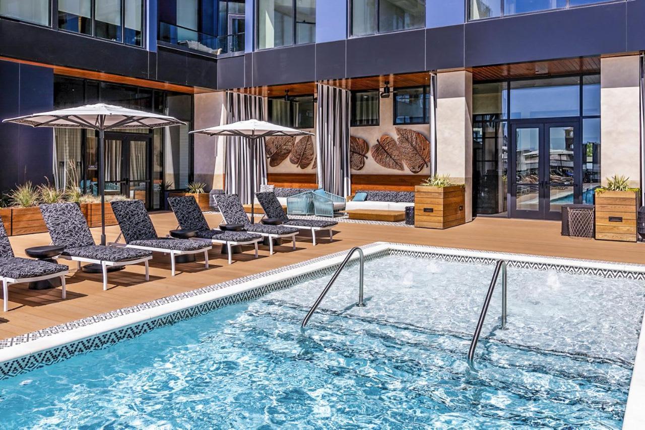 Penthouse South End 1 Bedroom Apartment Boston