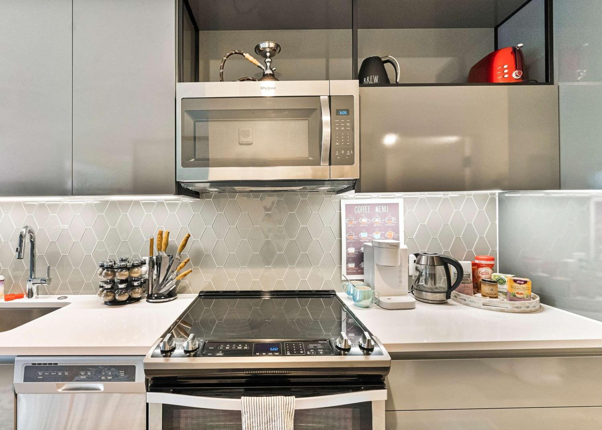 Penthouse South End 1 Bedroom Apartment Boston