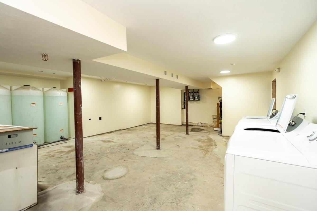 558-2 3Br Boston - Renovated Nest Near Aquarium Apartment *