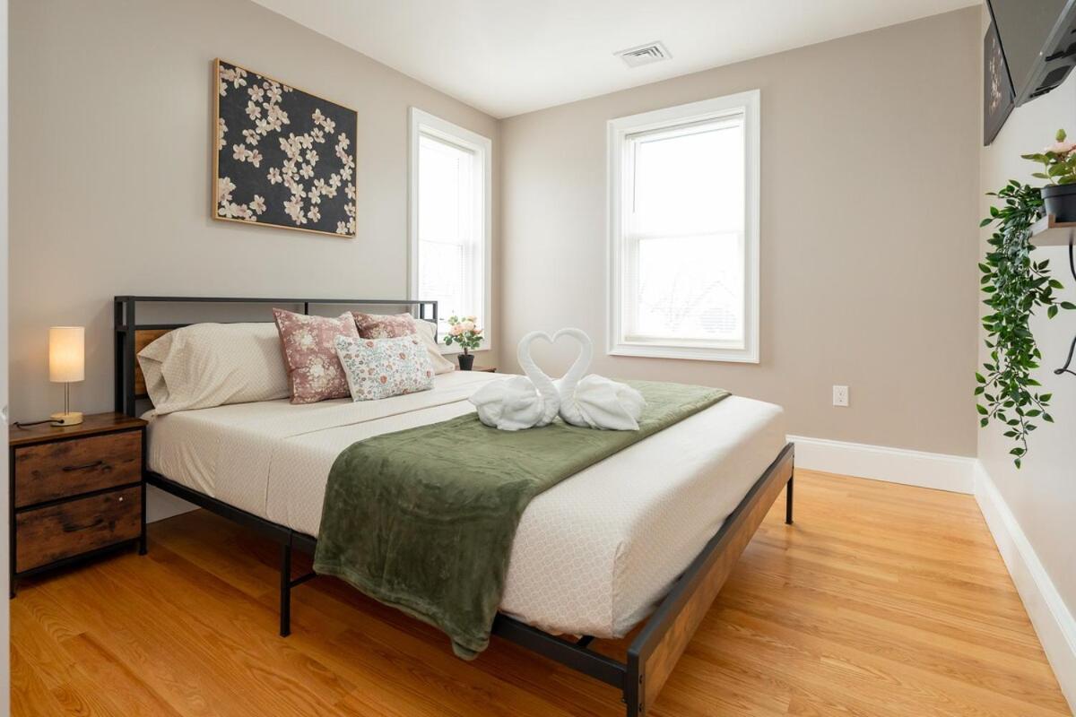 Apartment 558-2 3Br Boston - Renovated Nest Near Aquarium *