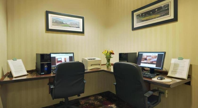 Best Western Plus 2* Boston