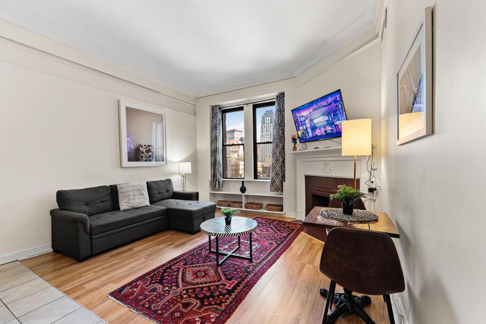 Furnished In Downtown Apartment