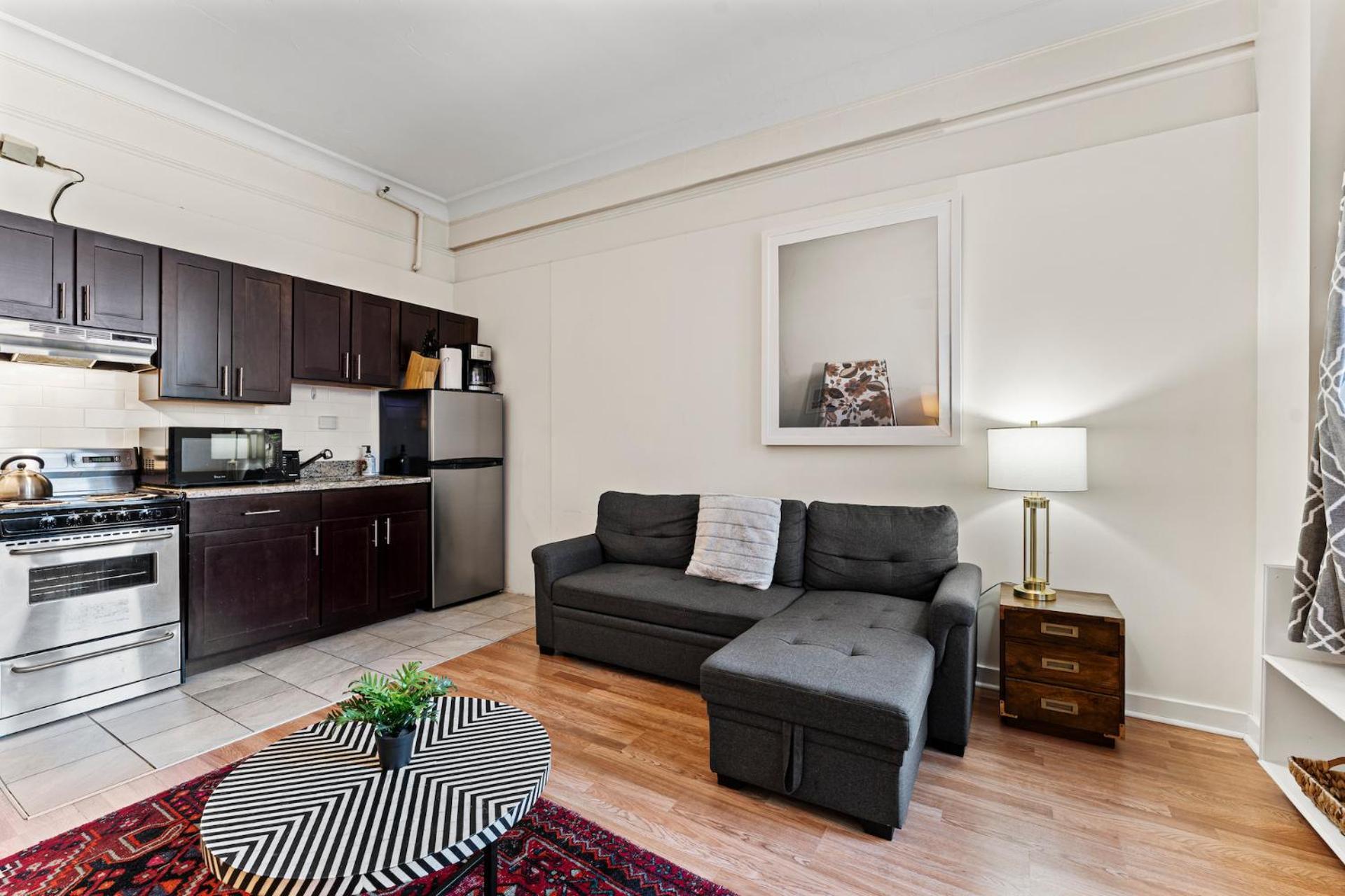 Furnished In Downtown * Boston