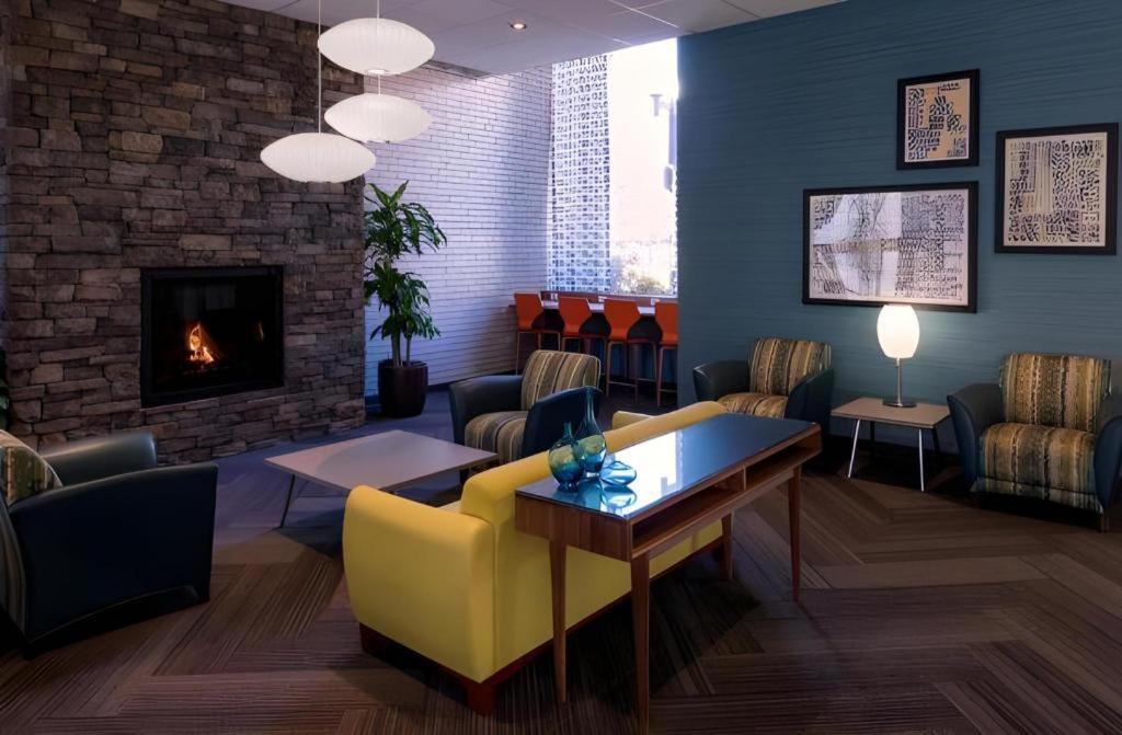 Midtown 2* Boston