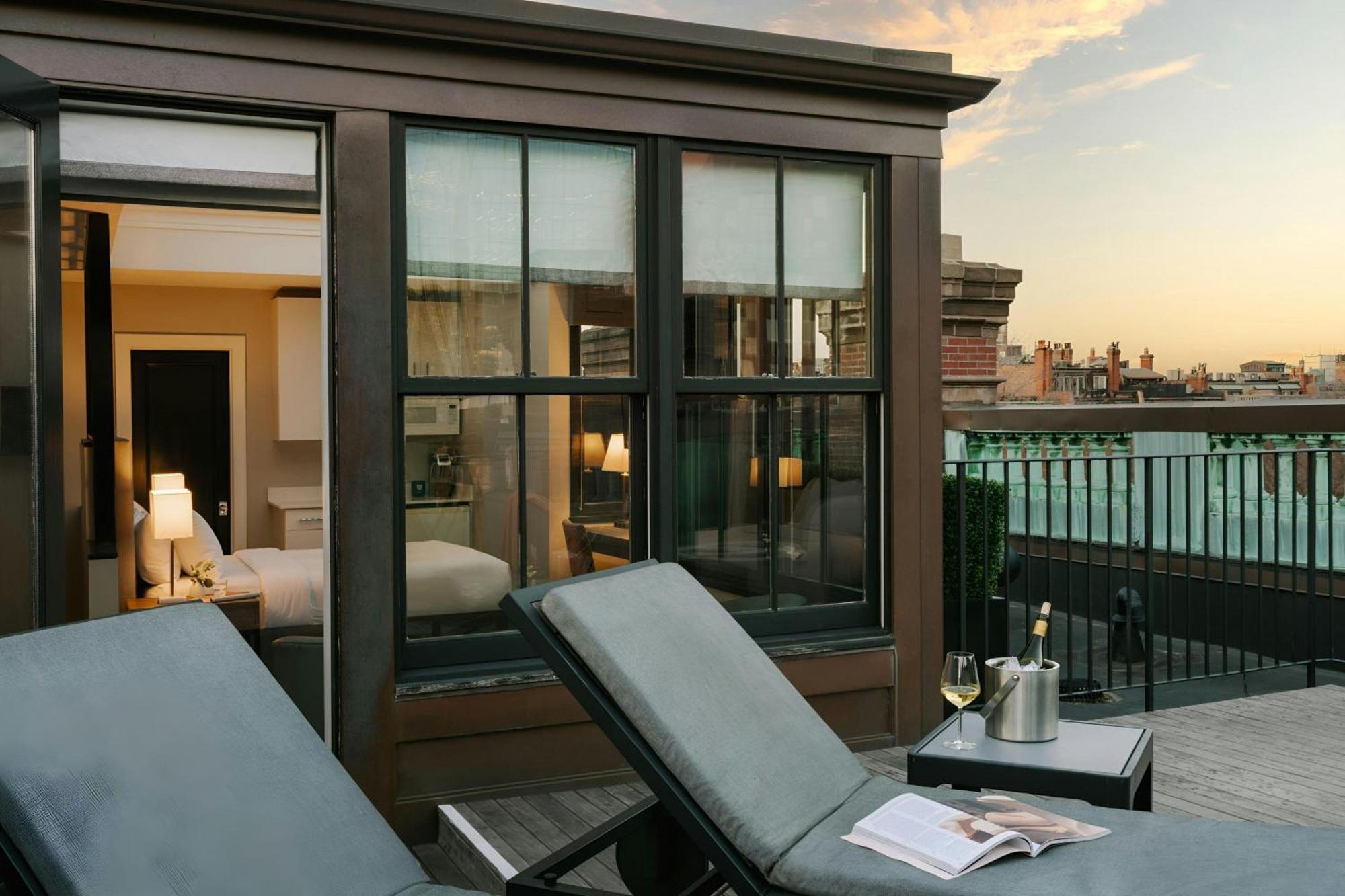 No. 284 Back Bay Hotel, Sonder Hotel 4*