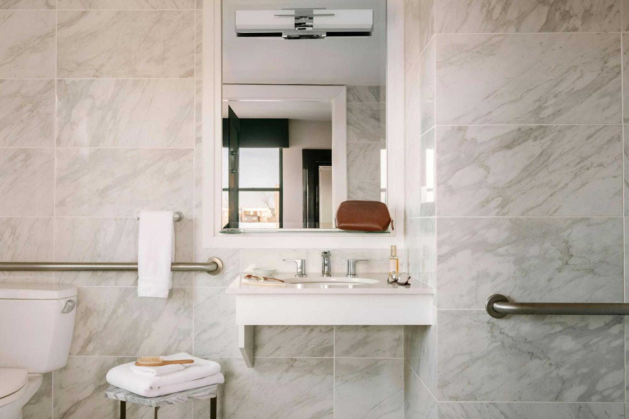 No. 284 Back Bay Hotel, Sonder 4* Boston