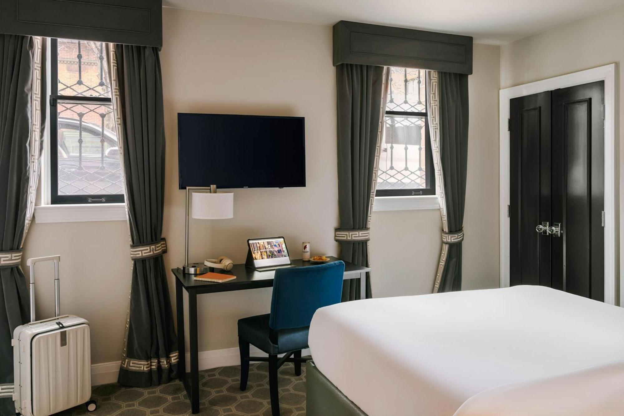 No. 284 Back Bay Hotel, Sonder Hotel Boston